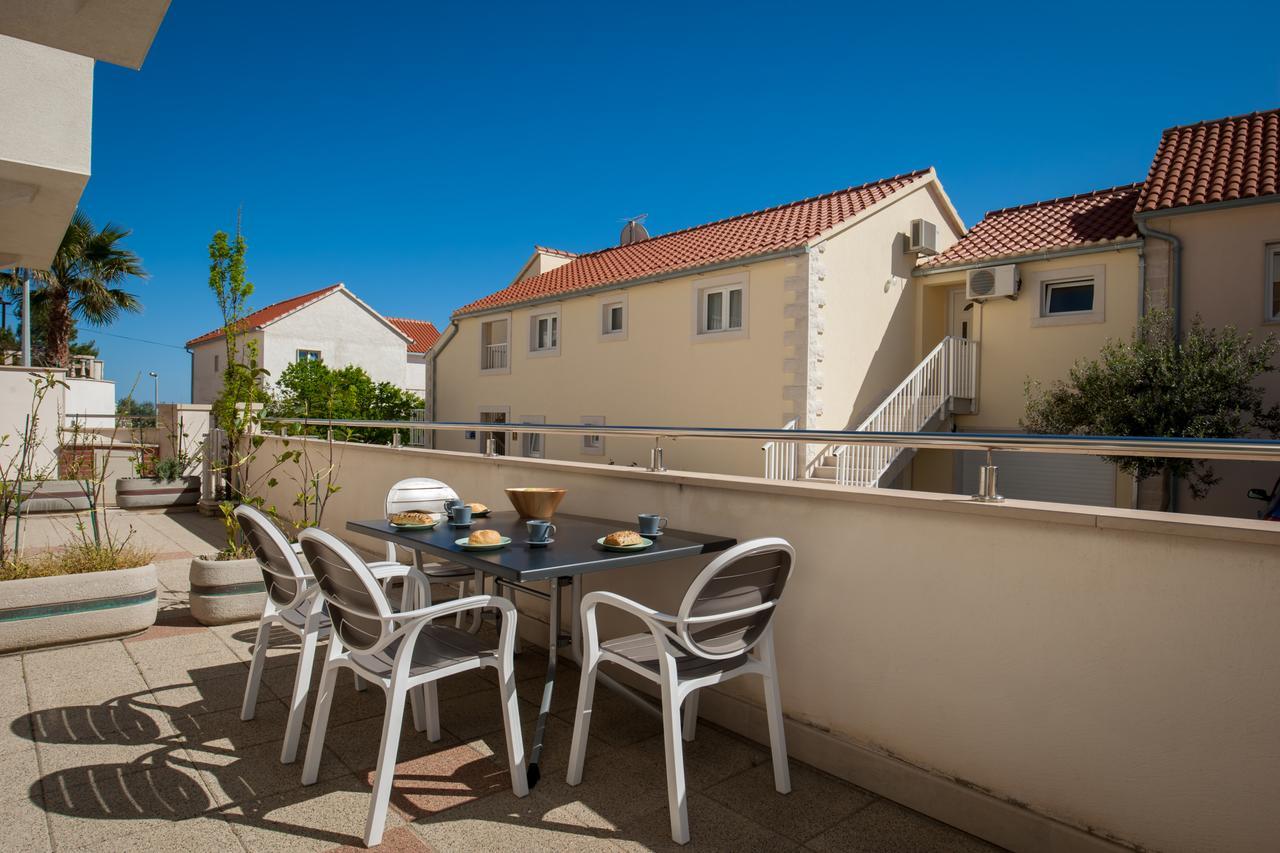 Vista Apartments Bol Extérieur photo