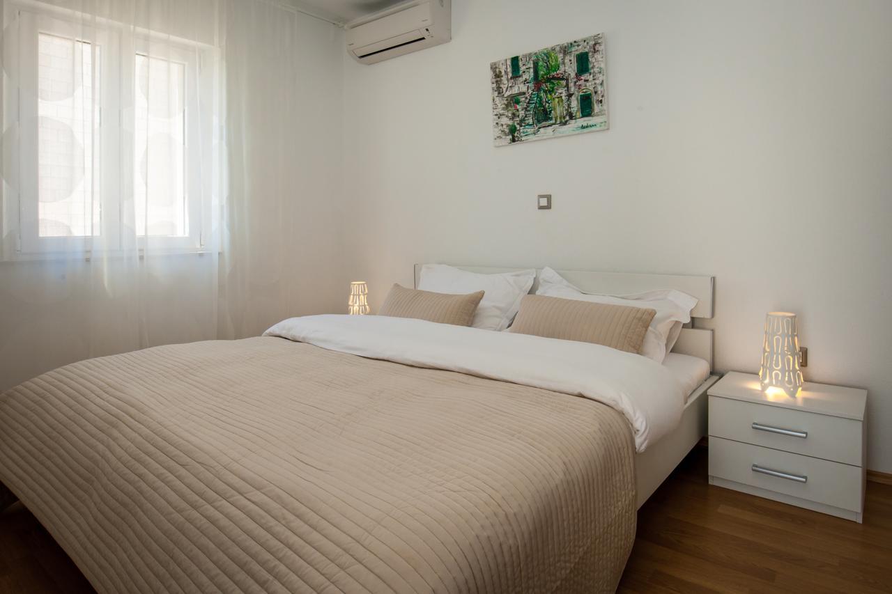 Vista Apartments Bol Extérieur photo